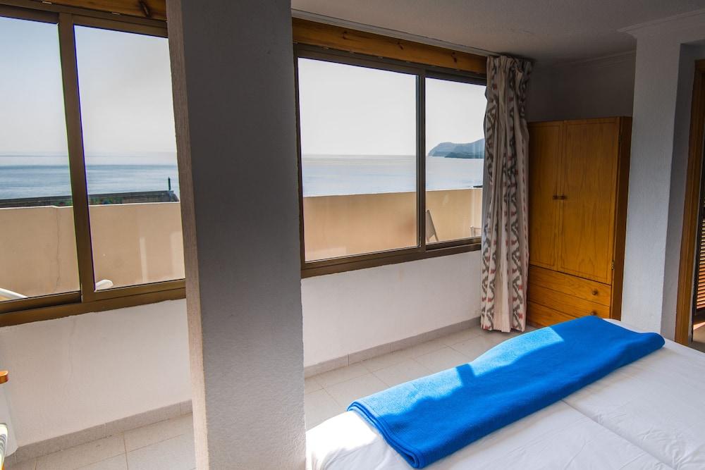 Hostal Port Corona كالا راتخاذا المظهر الخارجي الصورة